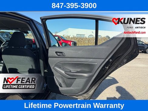 Used 2024 Nissan Altima 2.5 SV image 17