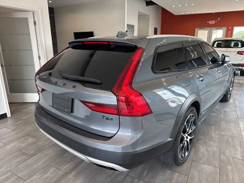 Used 2020 Volvo V90 T6 Cross Country AWD/4WD image 12