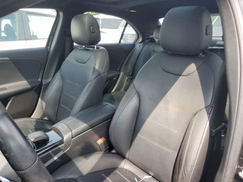 Used 2019 Mercedes-Benz A 220 image 3