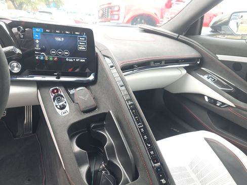 Certified 2023 Chevrolet Corvette 3LT w/ Z51 Performance Package image 12