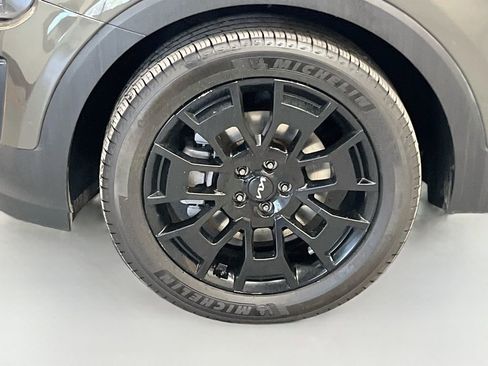 Used 2022 Kia Telluride SX w/ SX Prestige Package AWD/4WD image 34