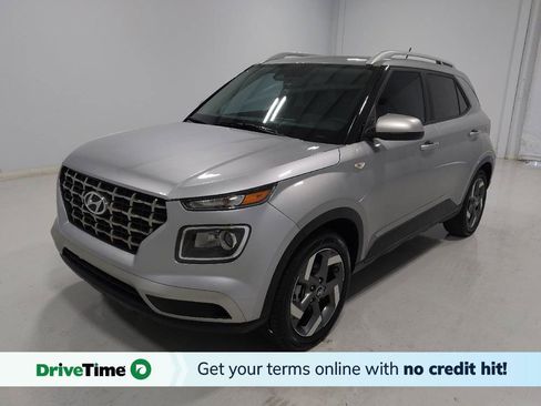 Used 2025 Hyundai Venue SEL FWD image 1