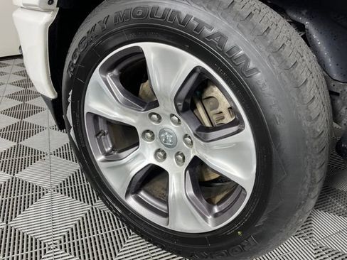 Used 2021 RAM 1500 Laramie AWD/4WD image 13