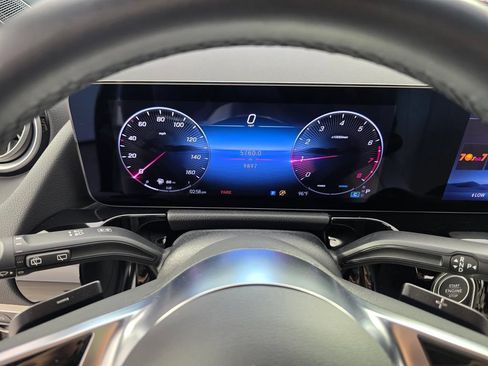 Certified 2025 Mercedes-Benz GLA 250 image 20