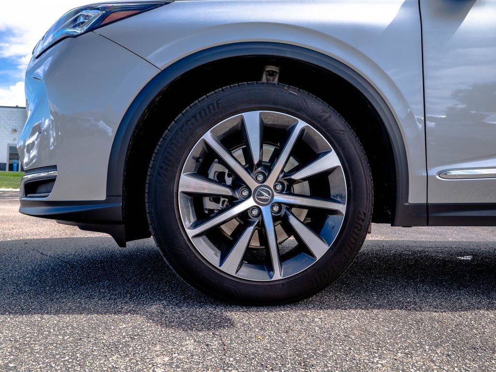 Certified 2026 Acura MDX w/ Technology Package AWD/4WD image 16