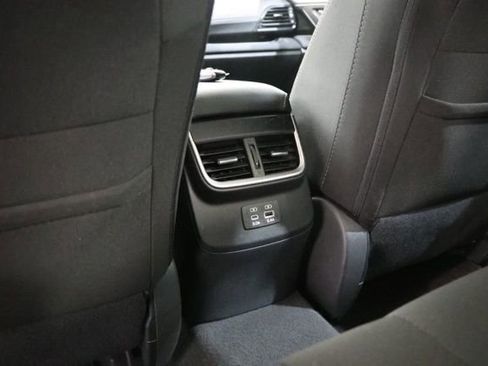 Used 2025 Subaru Legacy Premium image 32