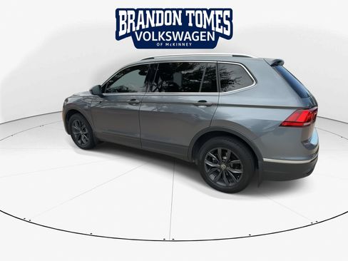 Used 2022 Volkswagen Tiguan SE FWD image 6