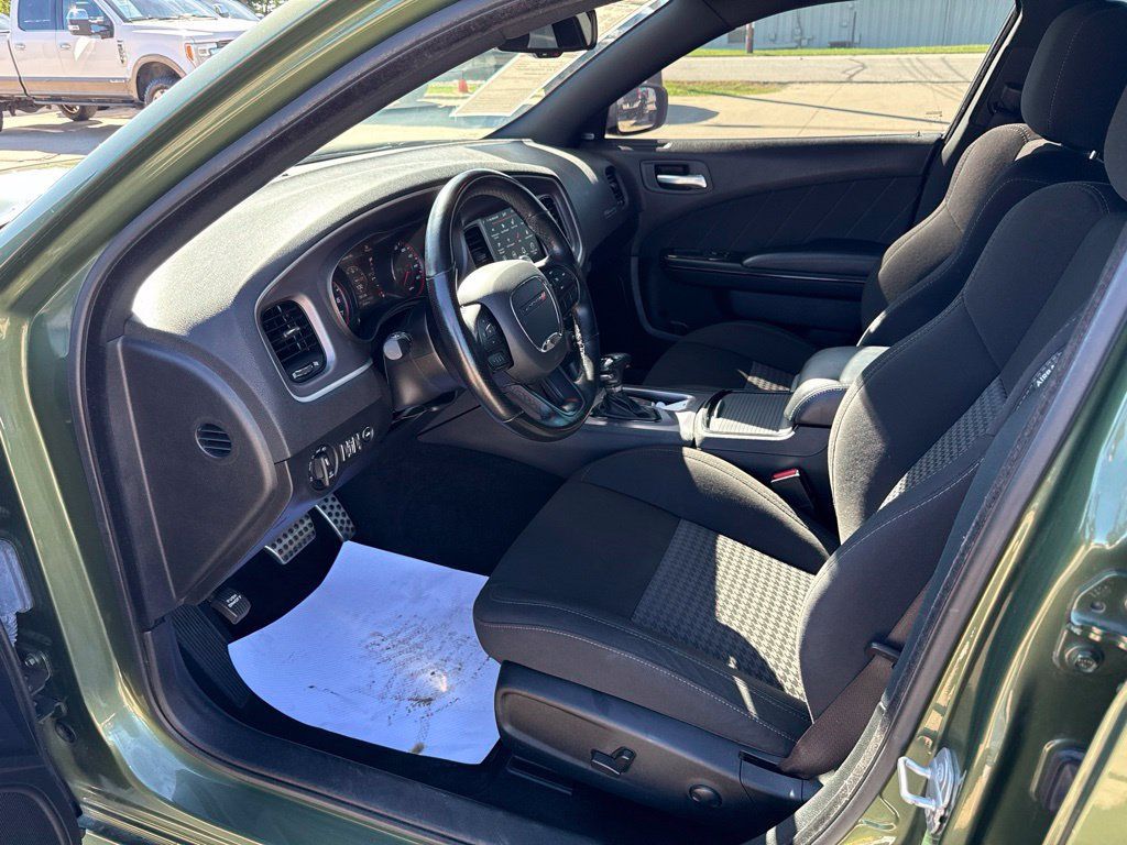 Used 2022 Dodge Charger R/T w/ Blacktop Package RWD image 24