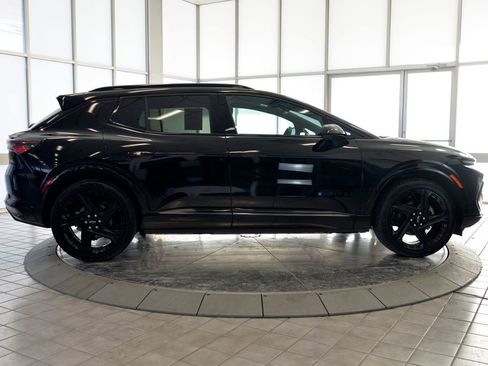 Used 2024 Chevrolet Equinox EV RS image 9