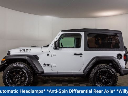 Used 2021 Jeep Wrangler Willys w/ LED Headlamp & Fog Lamp Group image 23