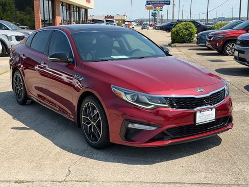 Used 2020 Kia Optima SE FWD image 1