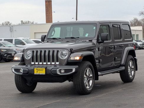 Used 2020 Jeep Wrangler Unlimited Sahara w/ Cold Weather Group AWD/4WD image 3