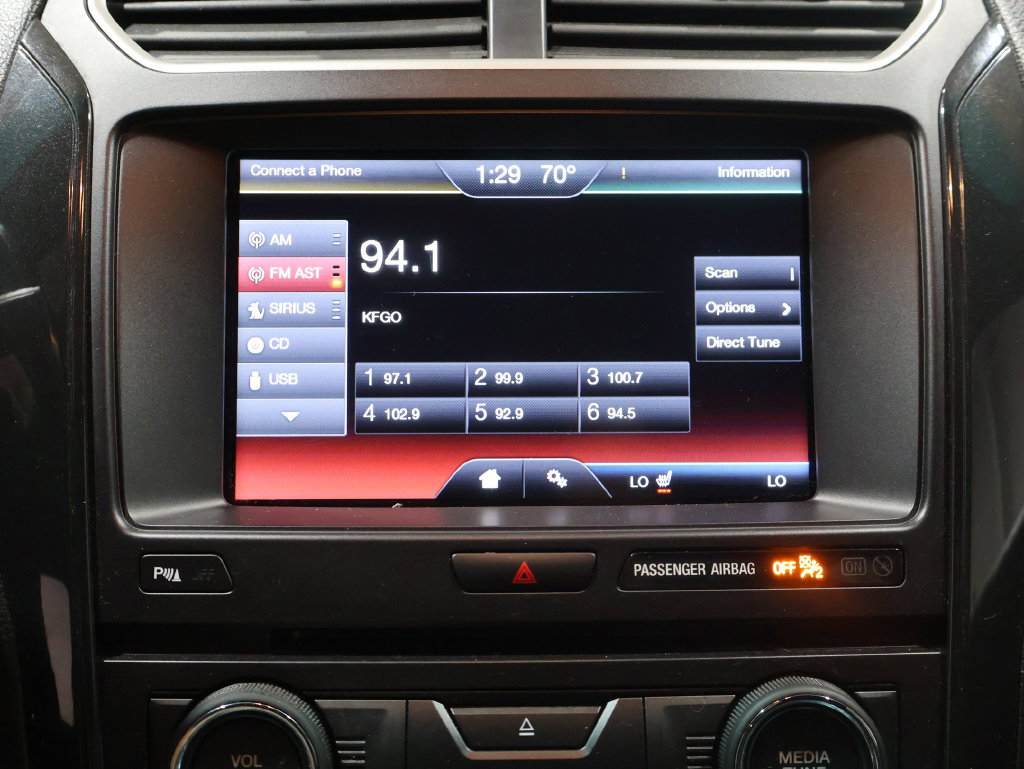 Used 2016 Ford Explorer XLT w/ Equipment Group 201A AWD/4WD image 28