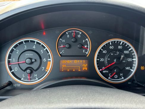 Used 2011 Nissan Titan SV w/ SV Value Truck Pkg image 29