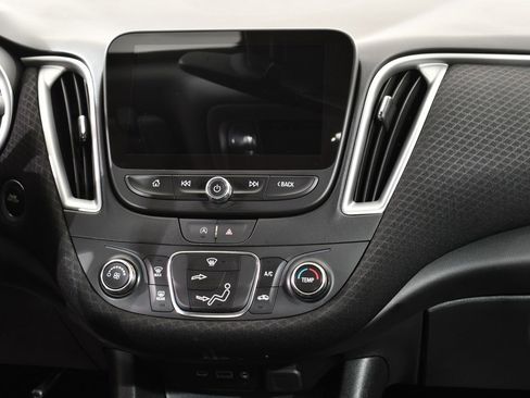 Used 2023 Chevrolet Malibu RS image 9