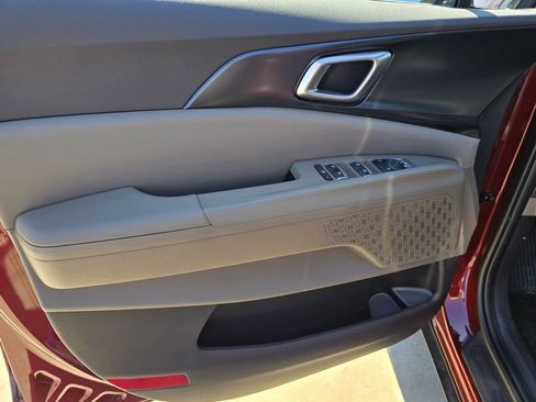 New 2026 Kia Carnival FWD image 17