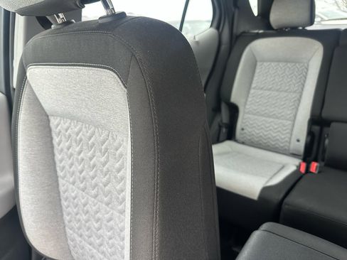 Used 2022 Chevrolet Equinox LS image 17