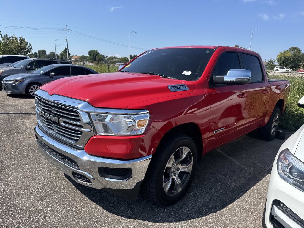 Used 2024 RAM 1500 Laramie RWD image 3