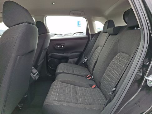 Used 2023 Honda HR-V LX image 11