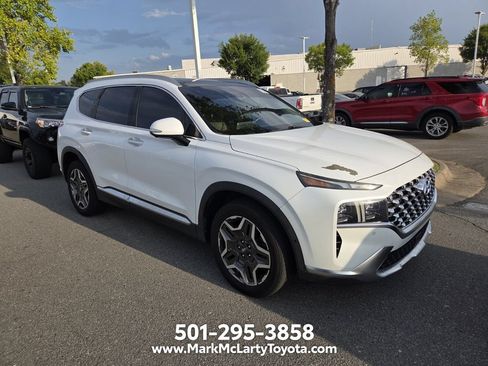 Used 2022 Hyundai Santa Fe Limited FWD image 2