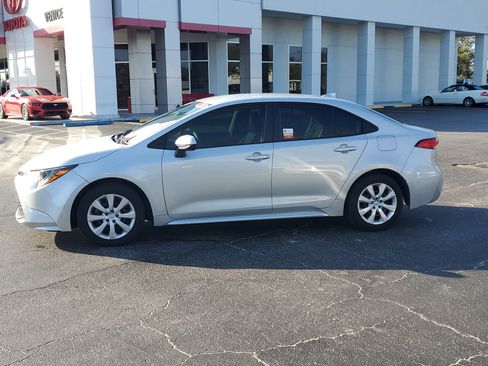 Certified 2024 Toyota Corolla LE image 7