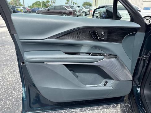New 2026 Cadillac Lyriq Signature Luxury w/ Nappa Leather Package RWD image 18