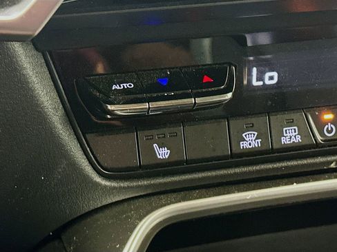 Certified 2024 MAZDA CX-90 3.3 Turbo w/ Preferred Plus AWD/4WD image 28