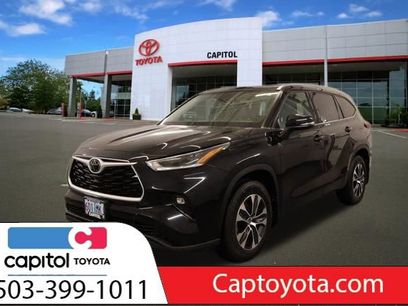 Used 2021 Toyota Highlander XLE