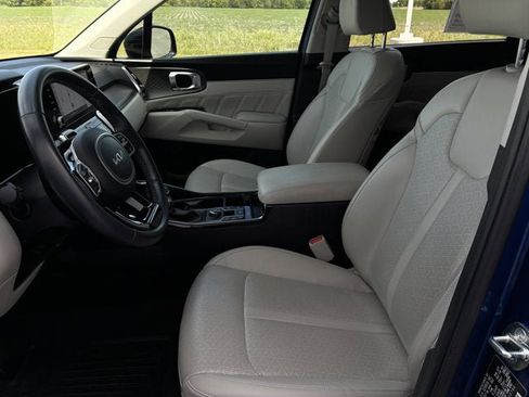 Used 2023 Kia Sorento SX FWD image 13