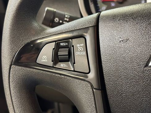 Used 2016 Chevrolet Equinox LS AWD/4WD image 32