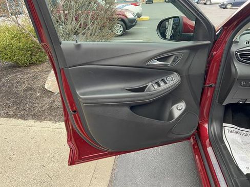 Used 2023 Buick Encore GX Select w/ Sport Touring Package image 7