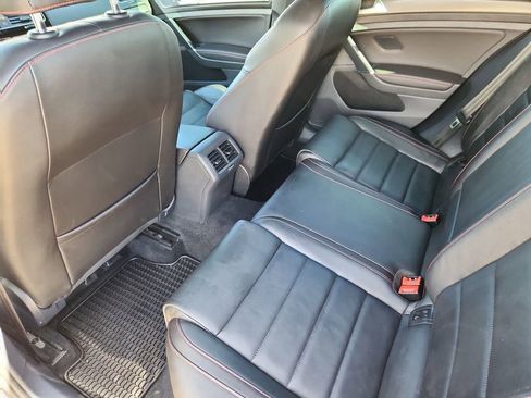 Used 2019 Volkswagen GTI Autobahn FWD image 9