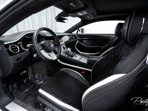 Used 2024 Bentley Continental GT Speed image 25