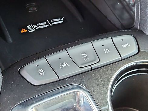 Used 2022 Chevrolet TrailBlazer RS w/ Technology Package image 36