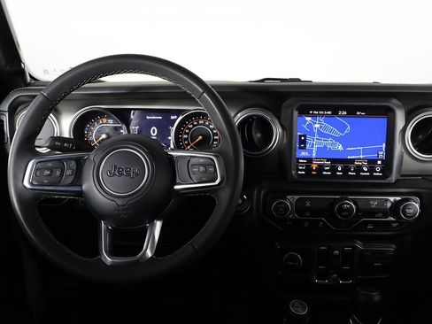 Used 2023 Jeep Gladiator Overland image 27