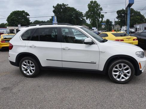 Used 2013 BMW X5 xDrive35i image 9