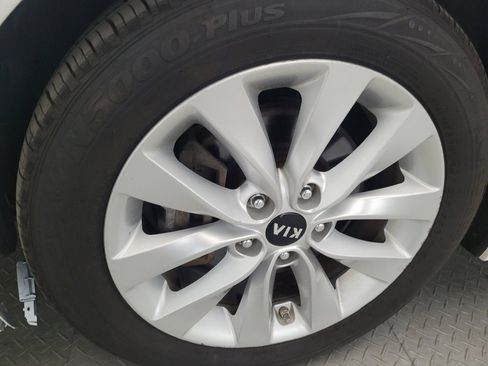 Used 2018 Kia Optima S FWD image 31