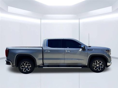 Used 2023 GMC Sierra 1500 SLT w/ SLT Premium Package RWD image 3