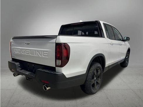 New 2026 Honda Ridgeline Black Edition image 5