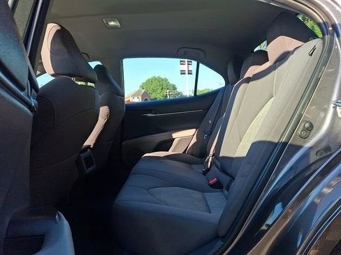 Used 2023 Toyota Camry LE FWD image 10
