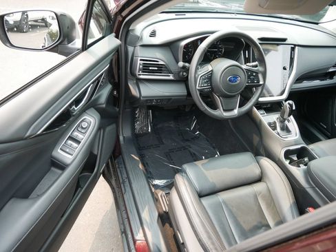 Used 2025 Subaru Outback Touring XT w/ Tech Package 3 AWD/4WD image 10