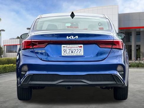 Used 2024 Kia Forte LXS FWD image 5
