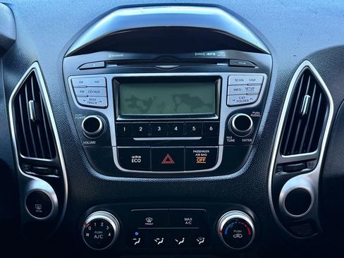 Used 2012 Hyundai Tucson GLS image 25