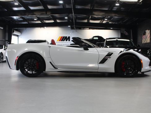 Used 2017 Chevrolet Corvette Grand Sport RWD image 41