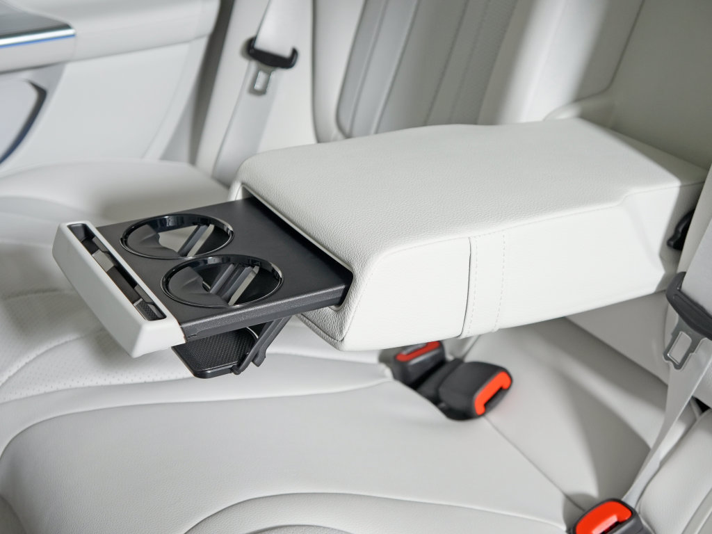 Certified 2023 Mercedes-Benz EQE 350+ 4MATIC Sedan w/ Exclusive Trim Package image 32
