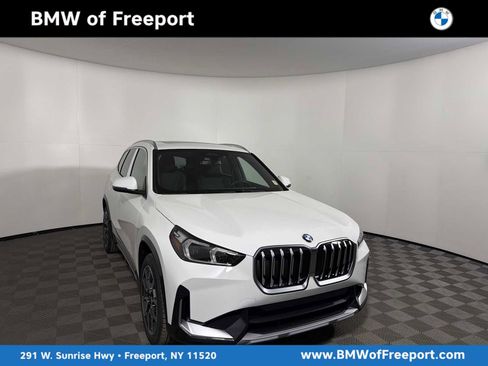 New 2026 BMW X1 xDrive28i w/ Convenience Package image 1