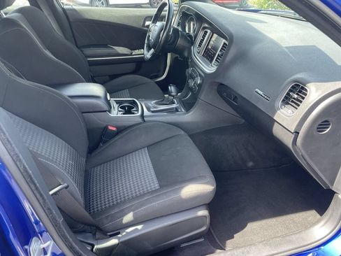 Used 2022 Dodge Charger GT RWD image 31