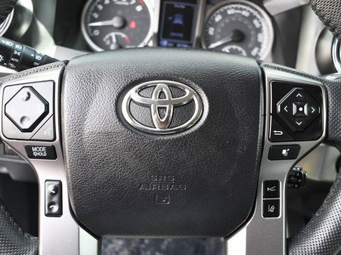 Certified 2022 Toyota Tacoma SR5 image 30