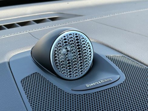 New 2026 Volvo XC60 B5 Ultra w/ Protection Package Premier image 15