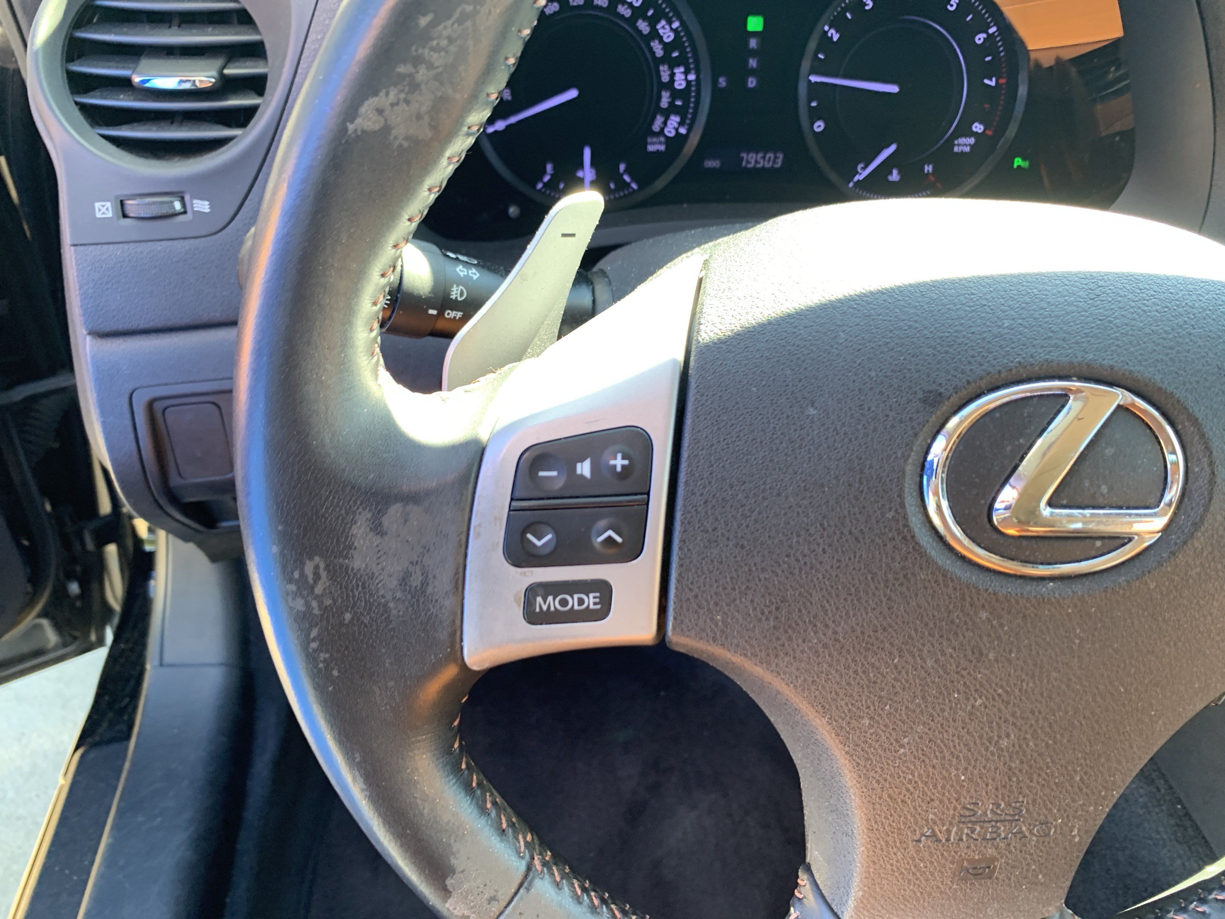 Used 2012 Lexus IS 250C w/ Luxury Pkg RWD image 19